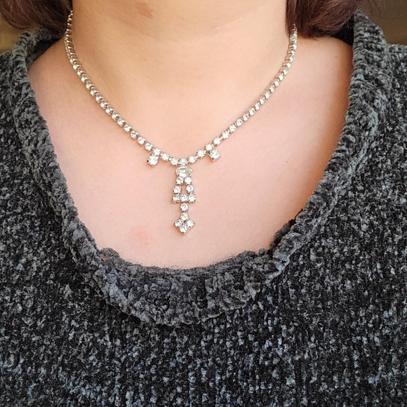 Vintage Classic Rhinestone Art Deco Style Necklace - Picture 1 of 7